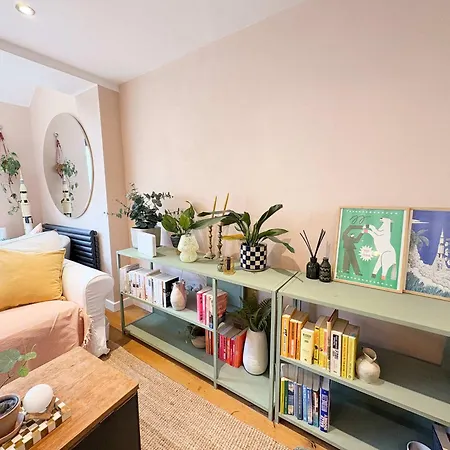 Harbourside Haven - Two Bedroom House *
