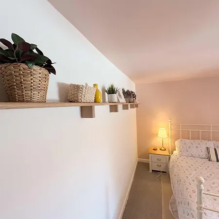 Harbourside Haven - Two Bedroom House Hébergement de vacances