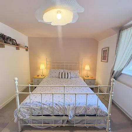 Harbourside Haven - Two Bedroom House Hébergement de vacances
